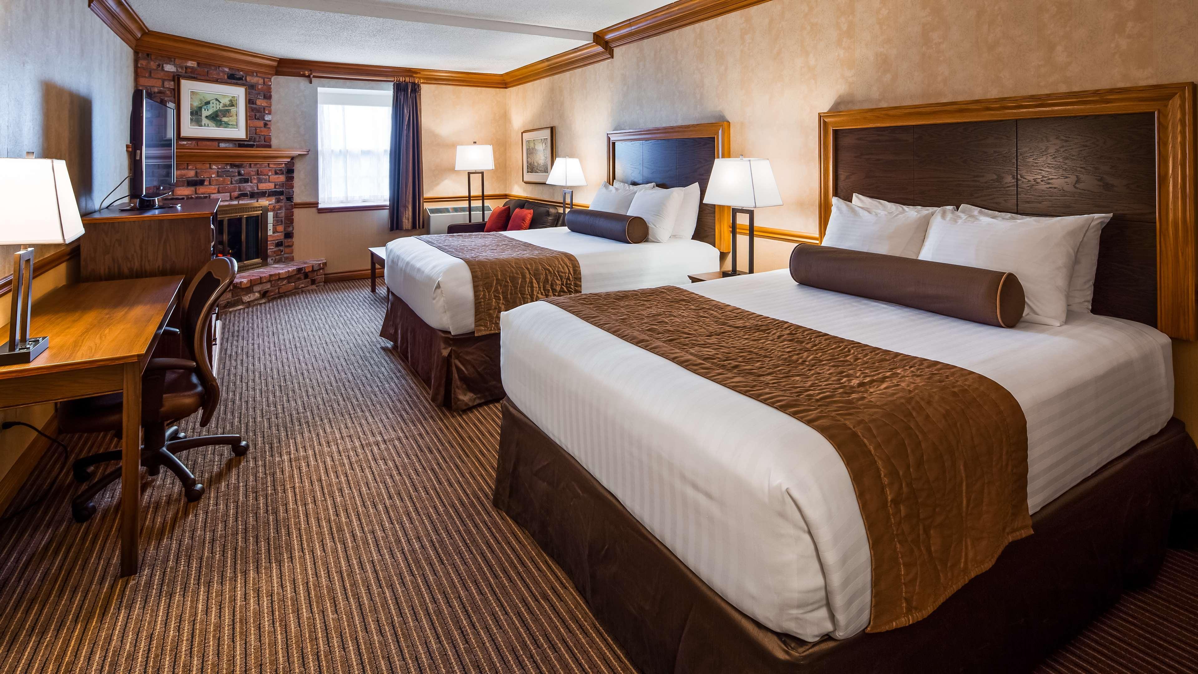 Best Western Parkway Inn & Conference Centre Cornwall Exterior photo