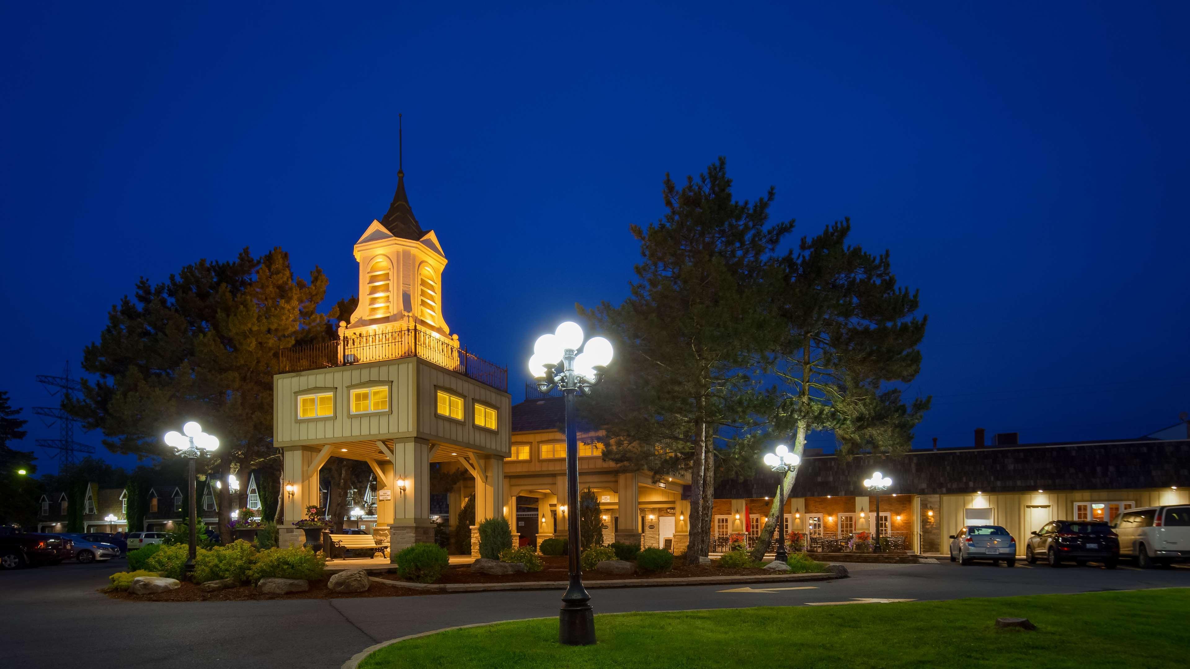 Best Western Parkway Inn & Conference Centre Cornwall Exterior photo